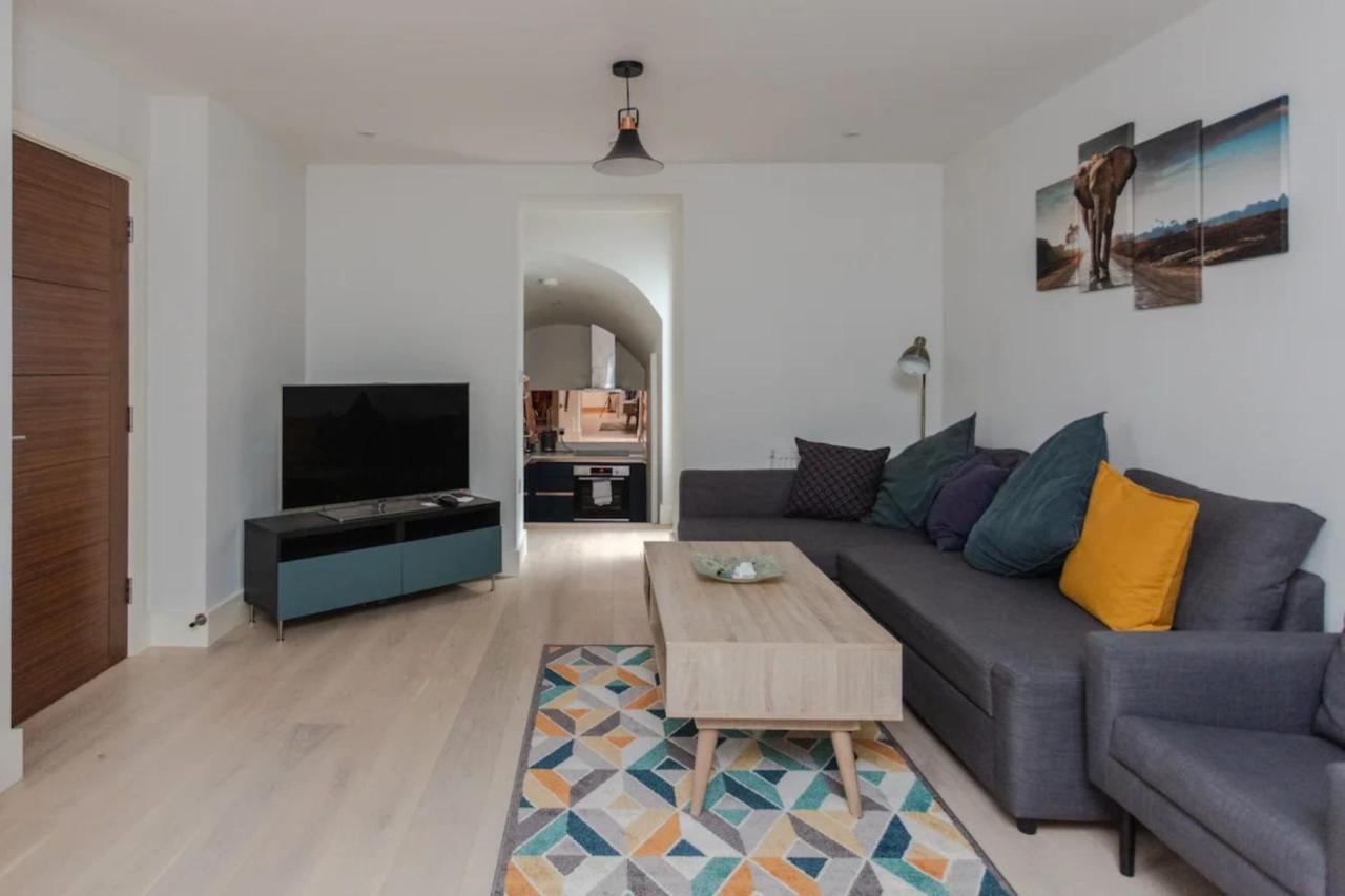 Spacious And Modern Apartment In Pimlico Λονδίνο Εξωτερικό φωτογραφία
